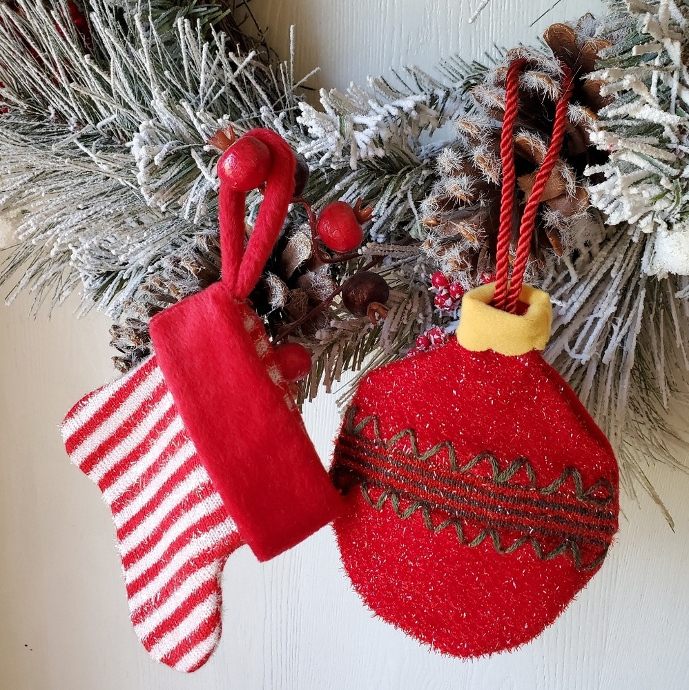 3 for $15 Christmas hangings